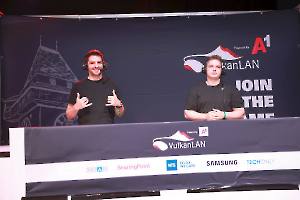 56VulkanLAN_20241026_193803_RY3A6237_dunkellicht_1440px