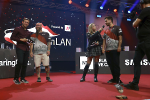56VulkanLAN_20241027_124909_RY3A6568_dunkellicht_1440px